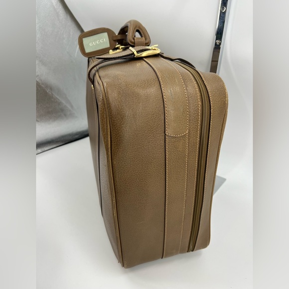 Vintage Gucci Suitcase - Picture 3 of 12